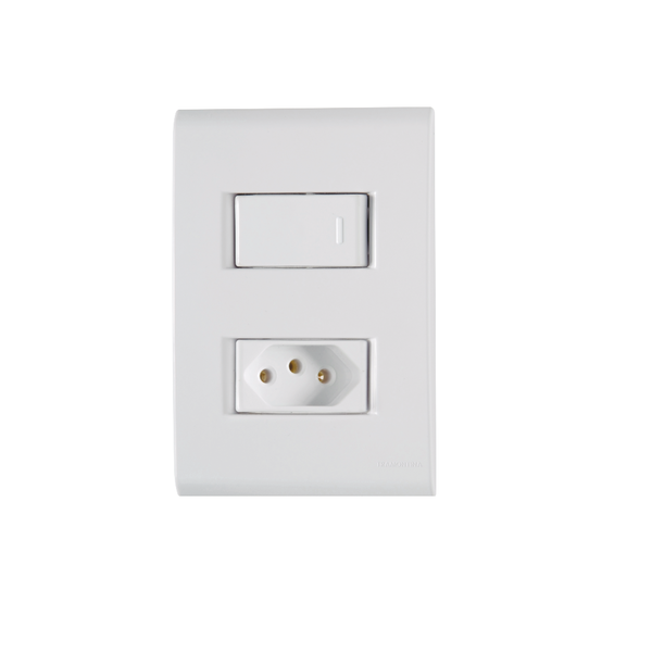 Conjunto de interruptor com tomada do departamento Materiais elétricos na Nogueira Materiais de Construção, materiais de construção em Sinop MT