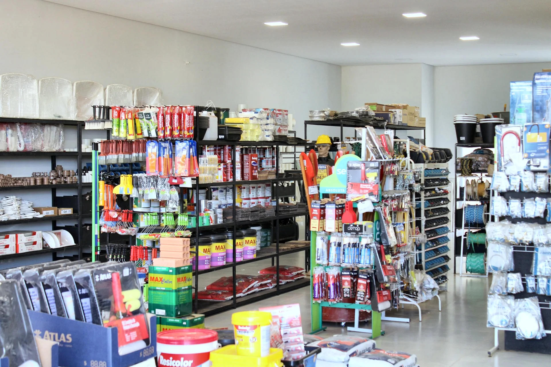 Foto 35 da estrutura, produtos e estoque da Nogueira Materiais de Construção em Sinop MT