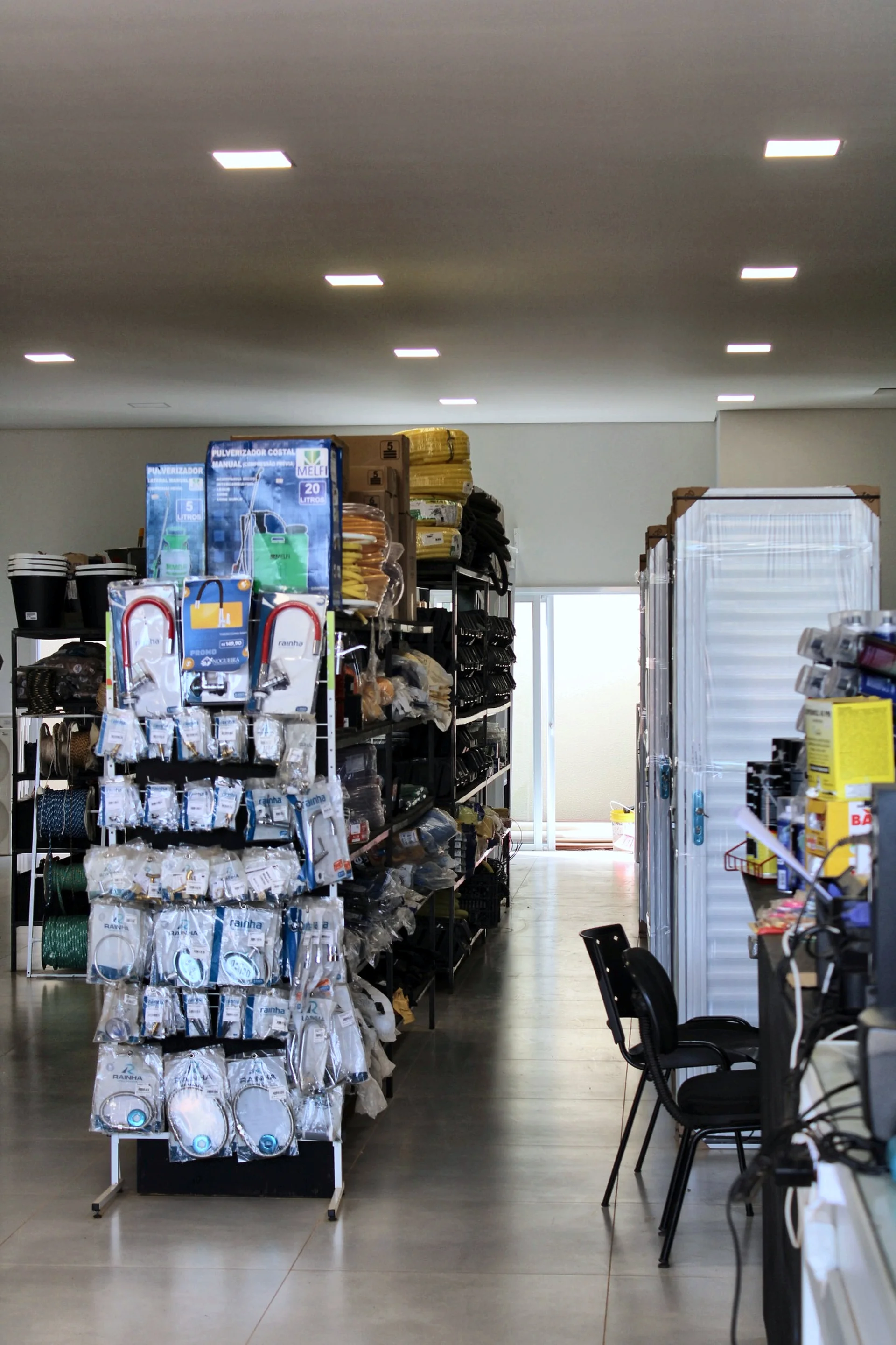 Foto 40 da estrutura, produtos e estoque da Nogueira Materiais de Construção em Sinop MT
